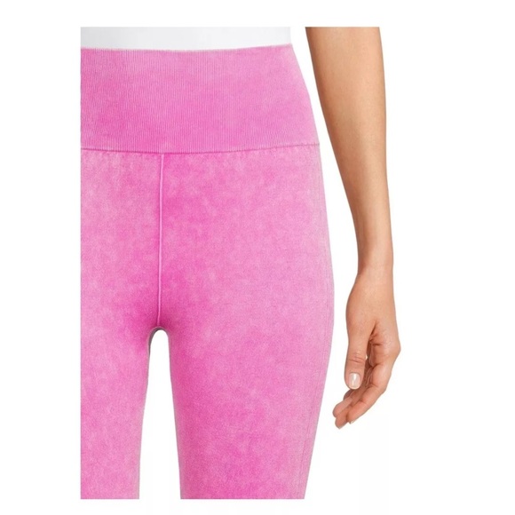 ✨Seamless Leggings
5 for $25 - Picture 3 of 9